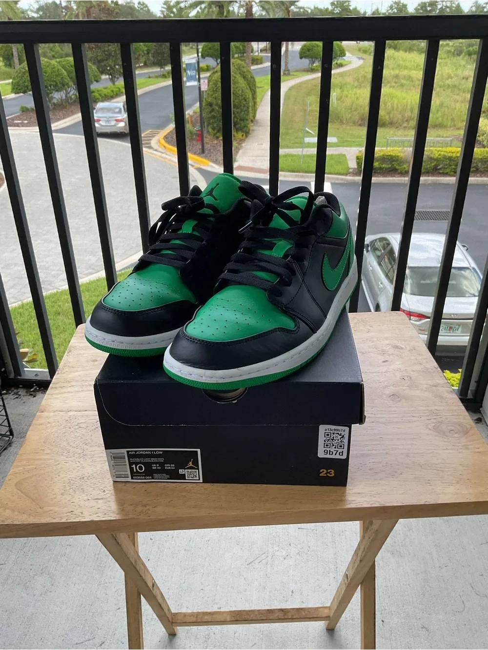 Air Jordan 1 Low Size 10 - Lucky Green/Black